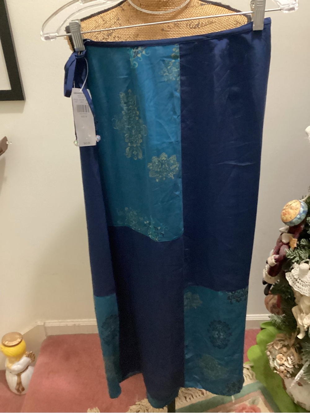 Amanda Smith Silk Skirt - Picture 3 of 4